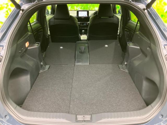 ヤリスクロス ハイブリッドGRスポーツ 保証書/ディスプレイオーディオ+ナビ8インチ/トヨタセーフティセンス/パノラミックビューモニター/車線逸脱防止支援システム/シート ハーフレザー/パーキングアシスト バックガイド 衝突被害軽減システム(19枚目)