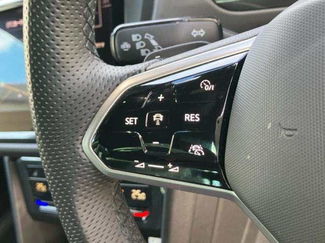 ティグアン TSI Rライン 保証書/純正 SDナビ/衝突安全装置/シートヒーター/全方位モニター/車線逸脱防止支援システム/シート フルレザー/パーキングアシスト 自動操舵/電動バックドア/ヘッドランプ LED/ETC 革シート(13枚目)