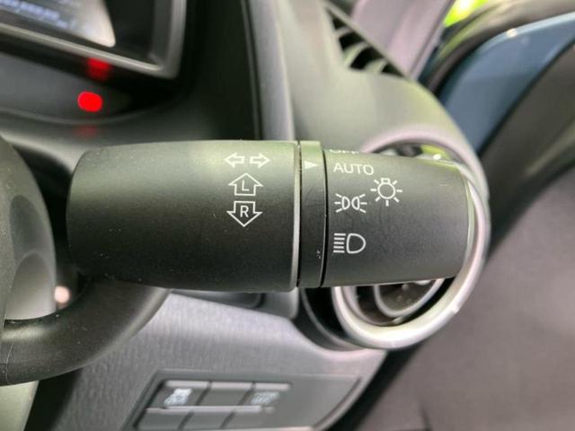 デミオ １３Ｓ　保証書／純正　ＳＤナビ／衝突安全装置／ヘッドランプ　ＨＩＤ／ＵＳＢジャック／ＥＴＣ／ＥＢＤ付ＡＢＳ／横滑り防止装置／アイドリングストップ／バックモニター／フルセグＴＶ／ＤＶＤ／エアバッグ　運転席（16枚目）