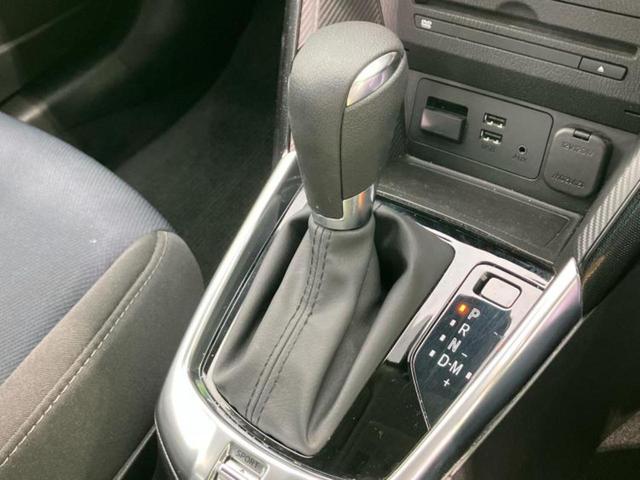 デミオ １３Ｓ　保証書／純正　ＳＤナビ／衝突安全装置／ヘッドランプ　ＨＩＤ／ＵＳＢジャック／ＥＴＣ／ＥＢＤ付ＡＢＳ／横滑り防止装置／アイドリングストップ／バックモニター／フルセグＴＶ／ＤＶＤ／エアバッグ　運転席（18枚目）