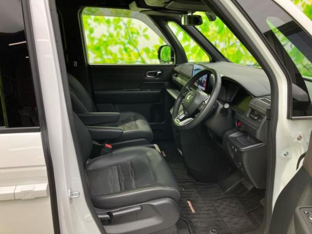 ステップワゴン ｅＨＥＶスパーダプレミアムライン　新品タイヤ／保証書／純正　１１インチ　ＳＤナビ／ホンダセンシング／両側電動スライドドア／シートヒーター　前席／マルチビューカメラシステム／車線逸脱防止支援システム／シート　ハーフレザー　バックカメラ（4枚目）