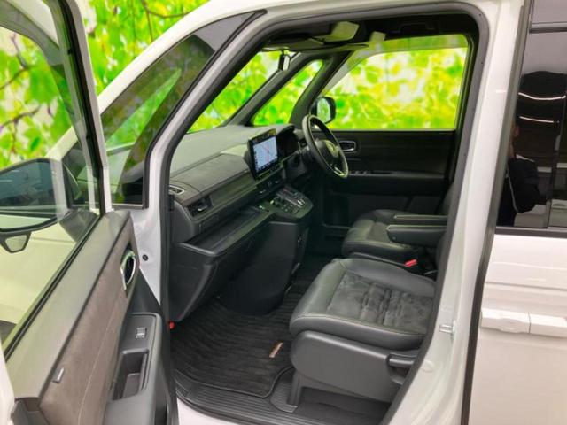 ステップワゴン ｅＨＥＶスパーダプレミアムライン　新品タイヤ／保証書／純正　１１インチ　ＳＤナビ／ホンダセンシング／両側電動スライドドア／シートヒーター　前席／マルチビューカメラシステム／車線逸脱防止支援システム／シート　ハーフレザー　バックカメラ（6枚目）