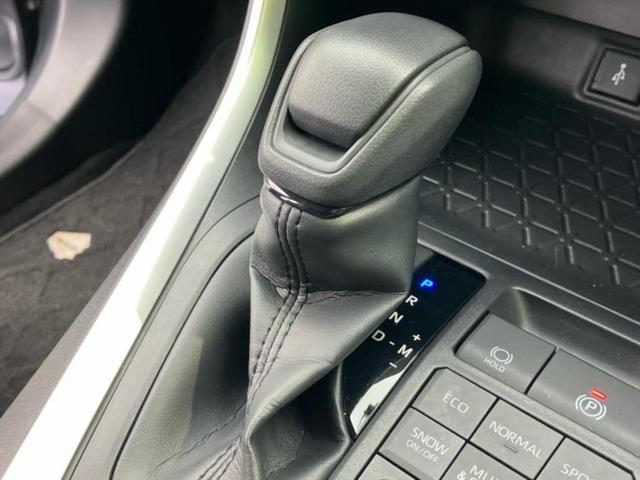 ＲＡＶ４ ４ＷＤ　Ｘ　保証書／ディスプレイオーディオ＋ナビ８インチ／デジタルインナーミラー／トヨタセーフティセンス／車線逸脱防止支援システム／パーキングアシスト　バックガイド／ドライブレコーダー　前後　衝突被害軽減システム（18枚目）