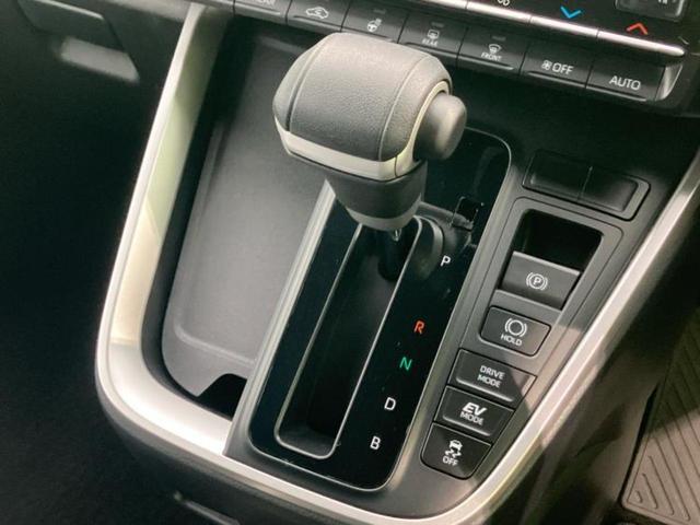 ヴォクシー ハイブリッドＳ－Ｚ　保証書／ディスプレイオーディオ＋ナビ８インチ／トヨタセーフティセンス／両側電動スライドドア／シートヒーター　前席／車線逸脱防止支援システム／シート　ハーフレザー／電動バックドア　衝突被害軽減システム（17枚目）