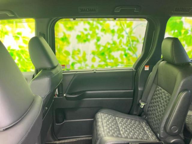 ヴォクシー ハイブリッドＳ－Ｚ　保証書／ディスプレイオーディオ＋ナビ８インチ／トヨタセーフティセンス／両側電動スライドドア／シートヒーター　前席／車線逸脱防止支援システム／シート　ハーフレザー／電動バックドア　衝突被害軽減システム（23枚目）