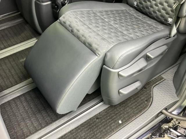 ヴォクシー ハイブリッドＳ－Ｚ　保証書／ディスプレイオーディオ＋ナビ８インチ／トヨタセーフティセンス／両側電動スライドドア／シートヒーター　前席／車線逸脱防止支援システム／シート　ハーフレザー／電動バックドア　衝突被害軽減システム（26枚目）