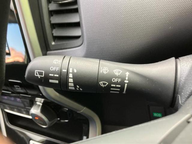 セレナ Ｘ　Ｖセレクション２　新品タイヤ／保証書／純正　ＳＤナビ／エマージェンシーブレーキ／両側電動スライドドア／アラウンドビューモニター／車線逸脱防止支援システム／ドライブレコーダー　社外／ヘッドランプ　ＬＥＤ　全周囲カメラ（17枚目）