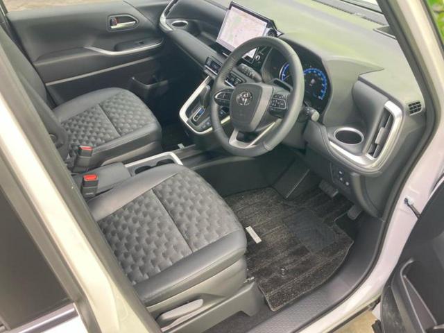 「この車の写真をもっと見たい」「状態が気になる」「この装備はついている？」どんな小さな疑問でもお気軽にお問い合わせください！