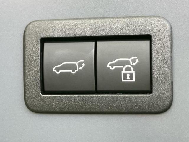 プリウス Ｚ　パノラマルーフ／純正エアロ／保証書／ディスプレイオーディオ＋ナビ１２．３インチ／デジタルインナーミラー／トヨタセーフティセンス／シートヒーター　前席／パノラミックビューモニター　サンルーフ　フルエアロ（25枚目）