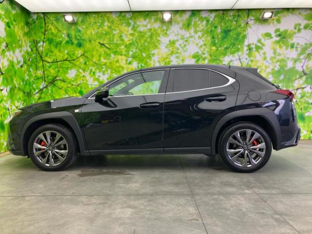 UX UX250h Fスポーツ サンルーフ/保証書/ディスプレイオーディオ+ナビ12.3インチ/プリクラッシュセーフティ/シートエアコン/パノラミックビューモニター/車線逸脱防止支援システム/シート フルレザー 革シート 電動シート(2枚目)