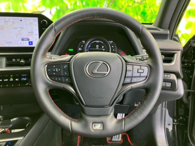 UX UX250h Fスポーツ サンルーフ/保証書/ディスプレイオーディオ+ナビ12.3インチ/プリクラッシュセーフティ/シートエアコン/パノラミックビューモニター/車線逸脱防止支援システム/シート フルレザー 革シート 電動シート(15枚目)