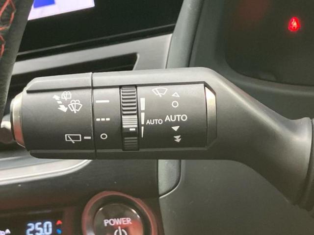 UX UX250h Fスポーツ サンルーフ/保証書/ディスプレイオーディオ+ナビ12.3インチ/プリクラッシュセーフティ/シートエアコン/パノラミックビューモニター/車線逸脱防止支援システム/シート フルレザー 革シート 電動シート(17枚目)