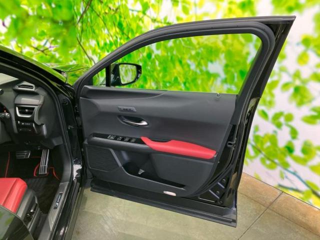 UX UX250h Fスポーツ サンルーフ/保証書/ディスプレイオーディオ+ナビ12.3インチ/プリクラッシュセーフティ/シートエアコン/パノラミックビューモニター/車線逸脱防止支援システム/シート フルレザー 革シート 電動シート(20枚目)