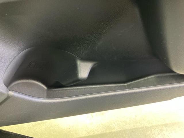 UX UX250h Fスポーツ サンルーフ/保証書/ディスプレイオーディオ+ナビ12.3インチ/プリクラッシュセーフティ/シートエアコン/パノラミックビューモニター/車線逸脱防止支援システム/シート フルレザー 革シート 電動シート(35枚目)