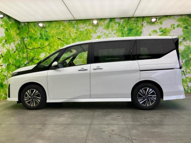 セレナ ハイウェイスターV 保証書/ディスプレイオーディオ9インチ/インテリジェントルームミラー/エマージェンシーブレーキ/両側電動スライドドア/アラウンドビューモニター/車線逸脱防止支援システム/プロパイロット 全周囲カメラ(2枚目)