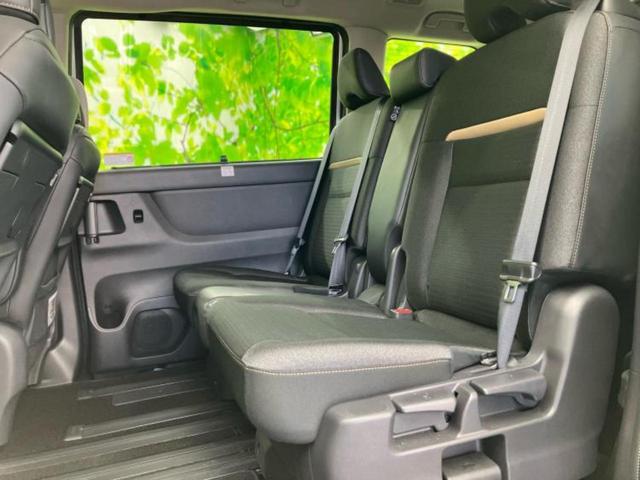 セレナ ハイウェイスターV 保証書/ディスプレイオーディオ9インチ/インテリジェントルームミラー/エマージェンシーブレーキ/両側電動スライドドア/アラウンドビューモニター/車線逸脱防止支援システム/プロパイロット 全周囲カメラ(8枚目)