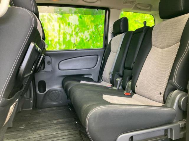 セレナ ライダーブラックラインＨＶ　Ａセーフティパッケ　新品タイヤ／保証書／純正　ＳＤナビ／エマージェンシーブレーキ／両側電動スライドドア／アラウンドビューモニター／車線逸脱防止支援システム／パーキングアシスト　バックガイド　衝突被害軽減システム　ＥＴＣ（8枚目）