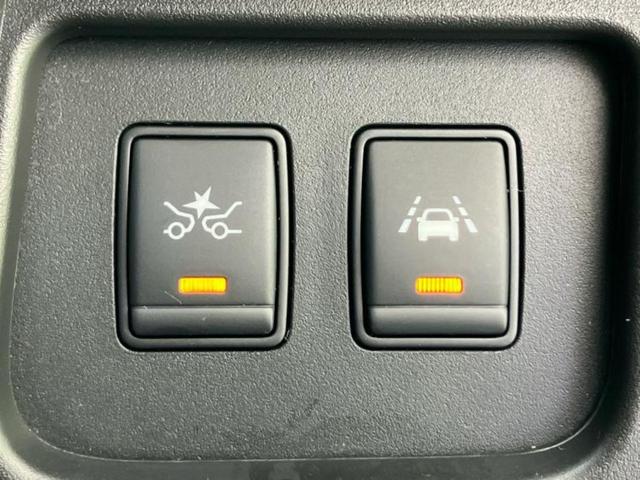 セレナ ライダーブラックラインＨＶ　Ａセーフティパッケ　新品タイヤ／保証書／純正　ＳＤナビ／エマージェンシーブレーキ／両側電動スライドドア／アラウンドビューモニター／車線逸脱防止支援システム／パーキングアシスト　バックガイド　衝突被害軽減システム　ＥＴＣ（29枚目）