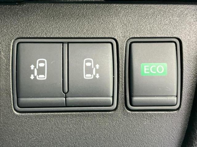 セレナ ライダーブラックラインＨＶ　Ａセーフティパッケ　新品タイヤ／保証書／純正　ＳＤナビ／エマージェンシーブレーキ／両側電動スライドドア／アラウンドビューモニター／車線逸脱防止支援システム／パーキングアシスト　バックガイド　衝突被害軽減システム　ＥＴＣ（30枚目）