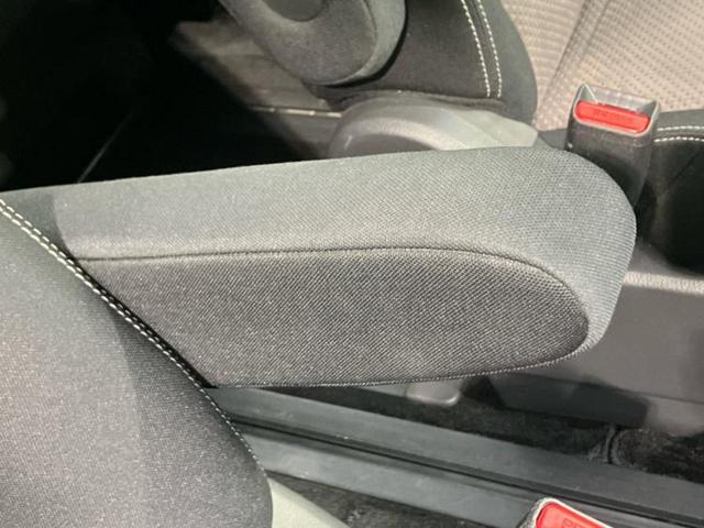 セレナ ライダーブラックラインＨＶ　Ａセーフティパッケ　新品タイヤ／保証書／純正　ＳＤナビ／エマージェンシーブレーキ／両側電動スライドドア／アラウンドビューモニター／車線逸脱防止支援システム／パーキングアシスト　バックガイド　衝突被害軽減システム　ＥＴＣ（33枚目）