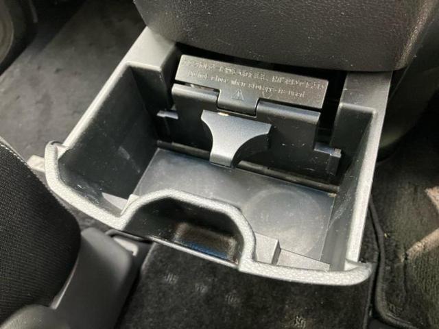 セレナ ライダーブラックラインＨＶ　Ａセーフティパッケ　新品タイヤ／保証書／純正　ＳＤナビ／エマージェンシーブレーキ／両側電動スライドドア／アラウンドビューモニター／車線逸脱防止支援システム／パーキングアシスト　バックガイド　衝突被害軽減システム　ＥＴＣ（38枚目）