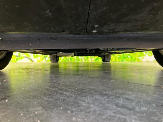 セレナ ライダーブラックラインＨＶ　Ａセーフティパッケ　新品タイヤ／保証書／純正　ＳＤナビ／エマージェンシーブレーキ／両側電動スライドドア／アラウンドビューモニター／車線逸脱防止支援システム／パーキングアシスト　バックガイド　衝突被害軽減システム　ＥＴＣ（49枚目）