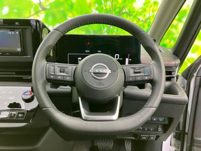 セレナ ハイウェイスターV 保証書/社外 ナビ/エマージェンシーブレーキ/ハンズフリー両側電動スライドドア/車線逸脱防止支援システム/プロパイロット/ドライブレコーダー 社外/ヘッドランプ LED/USBジャック バックカメラ(13枚目)