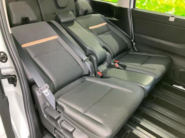 セレナ ハイウェイスターV 保証書/社外 ナビ/エマージェンシーブレーキ/ハンズフリー両側電動スライドドア/車線逸脱防止支援システム/プロパイロット/ドライブレコーダー 社外/ヘッドランプ LED/USBジャック バックカメラ(24枚目)