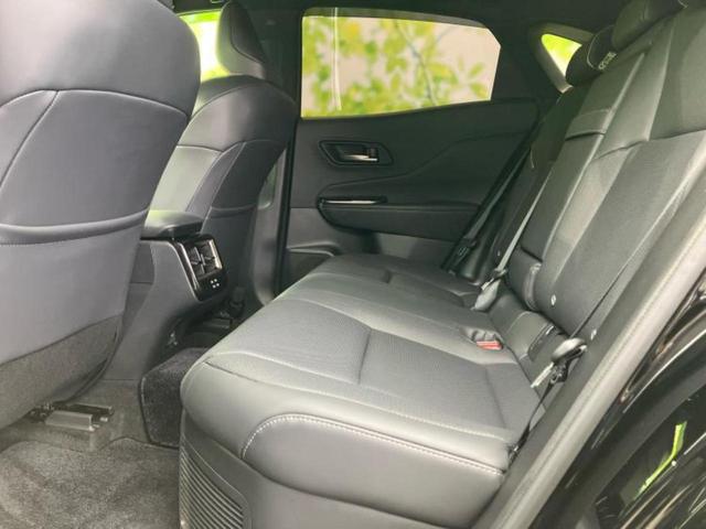クラウンスポーツ 4WD Z パノラマルーフ/保証書/ディスプレイオーディオ+ナビ12.3インチ/デジタルインナーミラー/トヨタセーフティセンス/シートヒーター 前席/パノラミックビューモニター/車線逸脱防止支援システム 革シート(7枚目)