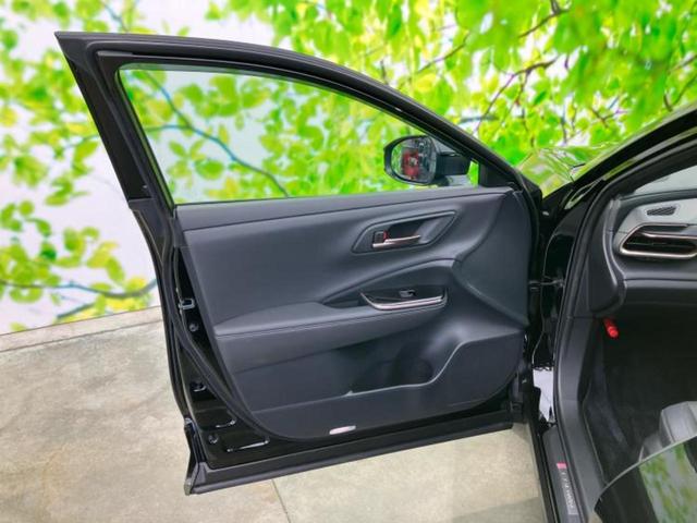 クラウンスポーツ 4WD Z パノラマルーフ/保証書/ディスプレイオーディオ+ナビ12.3インチ/デジタルインナーミラー/トヨタセーフティセンス/シートヒーター 前席/パノラミックビューモニター/車線逸脱防止支援システム 革シート(21枚目)