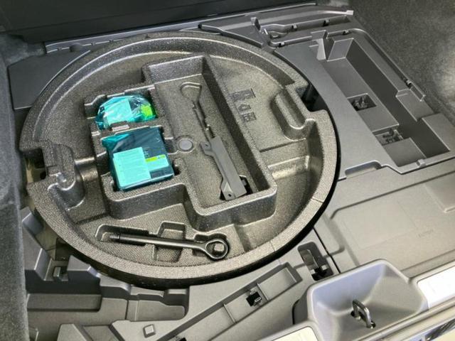 クラウンスポーツ 4WD Z パノラマルーフ/保証書/ディスプレイオーディオ+ナビ12.3インチ/デジタルインナーミラー/トヨタセーフティセンス/シートヒーター 前席/パノラミックビューモニター/車線逸脱防止支援システム 革シート(24枚目)