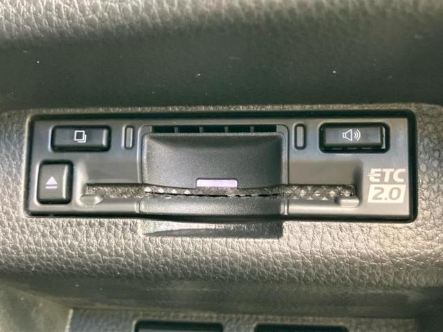 クラウンスポーツ 4WD Z パノラマルーフ/保証書/ディスプレイオーディオ+ナビ12.3インチ/デジタルインナーミラー/トヨタセーフティセンス/シートヒーター 前席/パノラミックビューモニター/車線逸脱防止支援システム 革シート(27枚目)