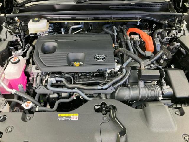 クラウンスポーツ 4WD Z パノラマルーフ/保証書/ディスプレイオーディオ+ナビ12.3インチ/デジタルインナーミラー/トヨタセーフティセンス/シートヒーター 前席/パノラミックビューモニター/車線逸脱防止支援システム 革シート(50枚目)