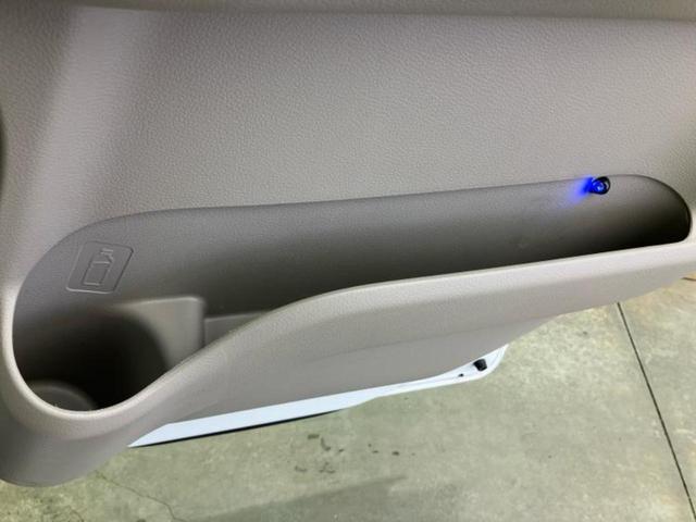 エブリイワゴン ＰＺターボスペシャル　保証書／純正　ＳＤナビ／レーダーブレーキサポート（スズキ）／両側電動スライドドア／オートステップ／ヘッドランプ　ＨＩＤ／Ｂｌｕｅｔｏｏｔｈ接続／ＥＴＣ／ＥＢＤ付ＡＢＳ／横滑り防止装置　ターボ（31枚目）