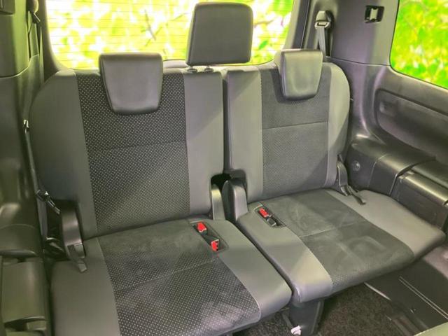 ヴォクシー ＺＳキラメキ３　新品タイヤ／保証書／純正　９インチ　ＳＤナビ／フリップダウンモニター　純正　１２．１インチ／トヨタセーフティセンス／両側電動スライドドア／車線逸脱防止支援システム／シート　ハーフレザー　バックカメラ（6枚目）