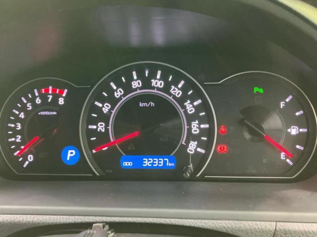 ヴォクシー ＺＳキラメキ３　新品タイヤ／保証書／純正　９インチ　ＳＤナビ／フリップダウンモニター　純正　１２．１インチ／トヨタセーフティセンス／両側電動スライドドア／車線逸脱防止支援システム／シート　ハーフレザー　バックカメラ（14枚目）