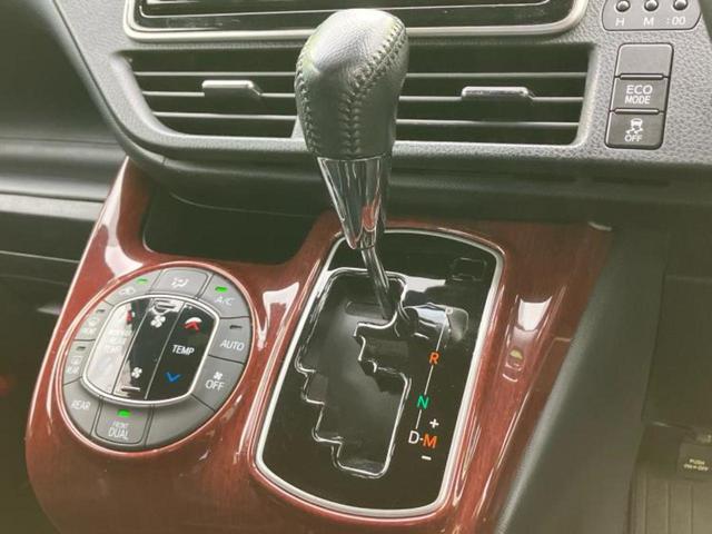 ヴォクシー ＺＳキラメキ３　新品タイヤ／保証書／純正　９インチ　ＳＤナビ／フリップダウンモニター　純正　１２．１インチ／トヨタセーフティセンス／両側電動スライドドア／車線逸脱防止支援システム／シート　ハーフレザー　バックカメラ（18枚目）