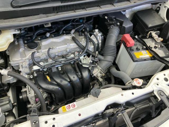 ヴォクシー ＺＳキラメキ３　新品タイヤ／保証書／純正　９インチ　ＳＤナビ／フリップダウンモニター　純正　１２．１インチ／トヨタセーフティセンス／両側電動スライドドア／車線逸脱防止支援システム／シート　ハーフレザー　バックカメラ（51枚目）