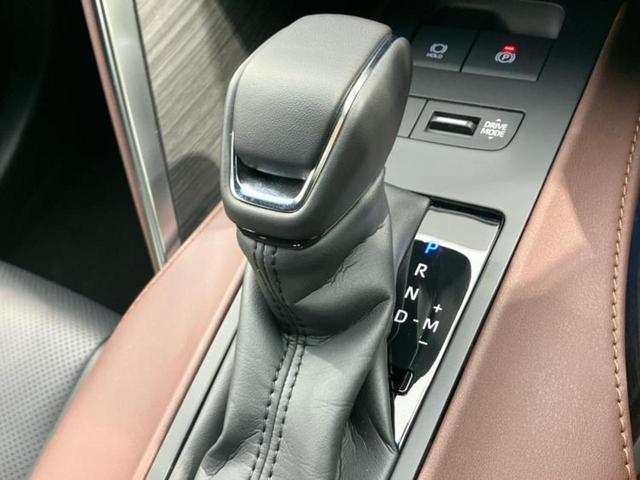 ハリアー Ｚレザーパッケージ　ＪＢＬ／保証書／ディスプレイオーディオ＋ナビ１２．３インチ／デジタルインナーミラー／トヨタセーフティセンス／シートヒーター　前席／パノラミックビューモニター／車線逸脱防止支援システム　全周囲カメラ（18枚目）