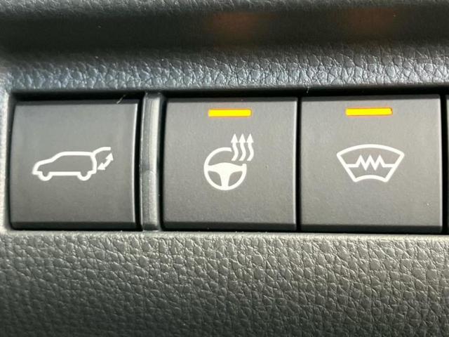 ハリアー Ｚレザーパッケージ　ＪＢＬ／保証書／ディスプレイオーディオ＋ナビ１２．３インチ／デジタルインナーミラー／トヨタセーフティセンス／シートヒーター　前席／パノラミックビューモニター／車線逸脱防止支援システム　全周囲カメラ（30枚目）