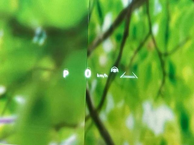 ハリアー Ｚレザーパッケージ　ＪＢＬ／保証書／ディスプレイオーディオ＋ナビ１２．３インチ／デジタルインナーミラー／トヨタセーフティセンス／シートヒーター　前席／パノラミックビューモニター／車線逸脱防止支援システム　全周囲カメラ（45枚目）