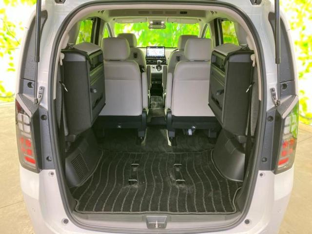 フリード ｅＨＥＶエアーＥＸ　純正　１１インチ　ナビ／ホンダセンシング／両側電動スライドドア／シートヒーター　前席／車線逸脱防止支援システム／ヘッドランプ　ＬＥＤ／ＵＳＢジャック／Ｂｌｕｅｔｏｏｔｈ接続／ＥＴＣ／ＥＢＤ付ＡＢＳ（21枚目）