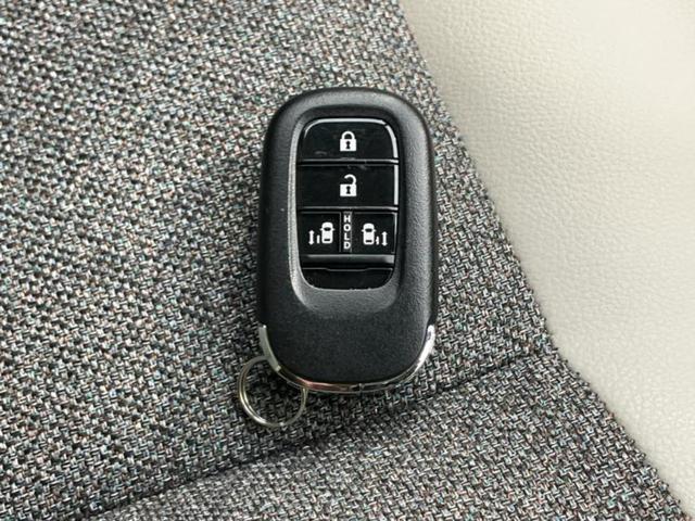 フリード ｅＨＥＶエアーＥＸ　純正　１１インチ　ナビ／ホンダセンシング／両側電動スライドドア／シートヒーター　前席／車線逸脱防止支援システム／ヘッドランプ　ＬＥＤ／ＵＳＢジャック／Ｂｌｕｅｔｏｏｔｈ接続／ＥＴＣ／ＥＢＤ付ＡＢＳ（39枚目）