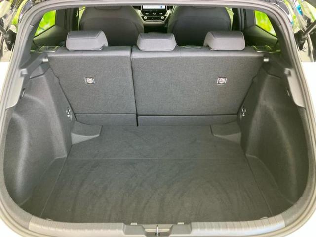 カローラスポーツ ハイブリッドＧ　Ｚ　モデリスタエアロ／保証書／ディスプレイオーディオ＋ナビ１０．５インチ／トヨタセーフティセンス／シートヒーター　前席／車線逸脱防止支援システム／ヘッドランプ　ＬＥＤ／Ｂｌｕｅｔｏｏｔｈ接続　フルエアロ（8枚目）