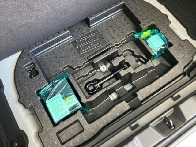 カローラスポーツ ハイブリッドＧ　Ｚ　モデリスタエアロ／保証書／ディスプレイオーディオ＋ナビ１０．５インチ／トヨタセーフティセンス／シートヒーター　前席／車線逸脱防止支援システム／ヘッドランプ　ＬＥＤ／Ｂｌｕｅｔｏｏｔｈ接続　フルエアロ（24枚目）