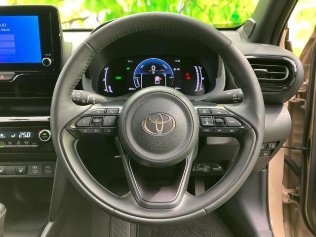 ヤリスクロス ハイブリッドＺ　ディスプレイオーディオ＋ナビ８インチ／トヨタセーフティセンス／シートヒーター　前席／パノラミックビューモニター／車線逸脱防止支援システム／シート　ハーフレザー／ドライブレコーダー　社外　全周囲カメラ（15枚目）