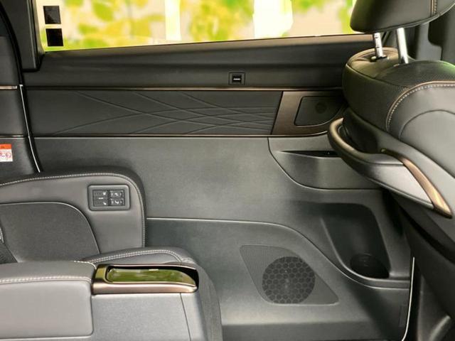 アルファードハイブリッド ハイブリッドＺ　サンルーフ／保証書／ディスプレイオーディオ＋ナビ１４インチ／デジタルインナーミラー／トヨタセーフティセンス／両側電動スライドドア／シートヒーター　全席／パノラミックビューモニター　衝突被害軽減システム（22枚目）