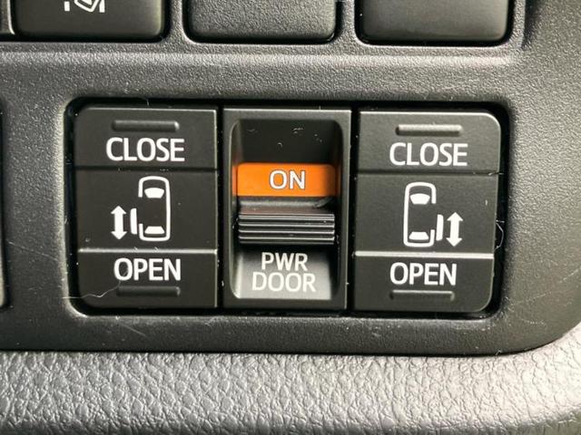 エスクァイア ハイブリッドＧｉブラックテーラード　新品タイヤ／保証書／社外　９インチ　ＳＤナビ／フリップダウンモニター　社外　１２．８インチ／トヨタセーフティセンス／両側電動スライドドア／シートヒーター　前席／車線逸脱防止支援システム　バックカメラ（28枚目）