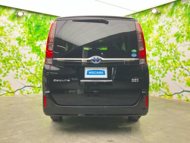 エスクァイア ハイブリッドＧｉブラックテーラード　新品タイヤ／保証書／社外　９インチ　ＳＤナビ／フリップダウンモニター　社外　１２．８インチ／トヨタセーフティセンス／両側電動スライドドア／シートヒーター　前席／車線逸脱防止支援システム　バックカメラ（45枚目）