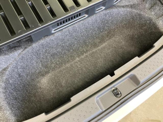 シエンタ Ｇ　保証書／ディスプレイオーディオ＋ナビ８インチ／トヨタセーフティセンス／両側電動スライドドア／車線逸脱防止支援システム／ドライブレコーダー　純正／ヘッドランプ　ＬＥＤ／ＵＳＢジャック　バックカメラ（22枚目）